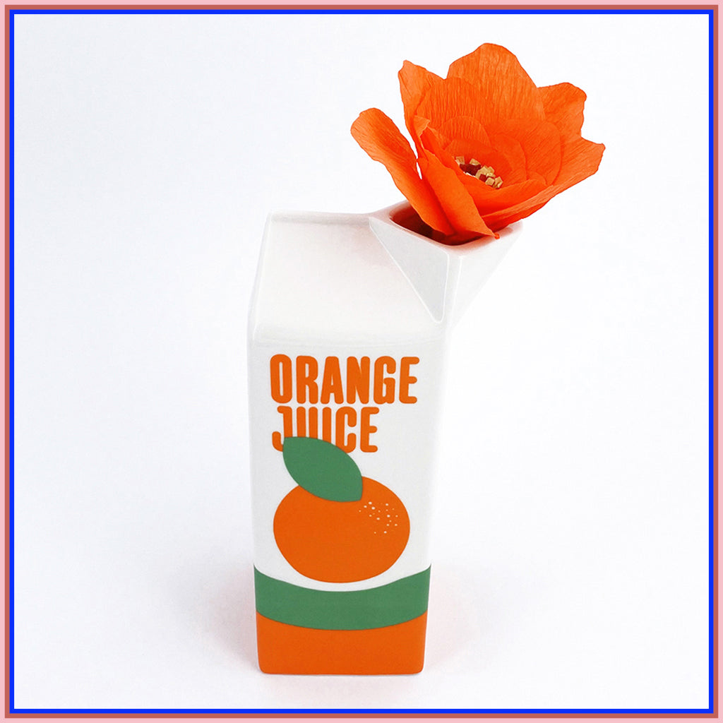 Vase Orange Juice